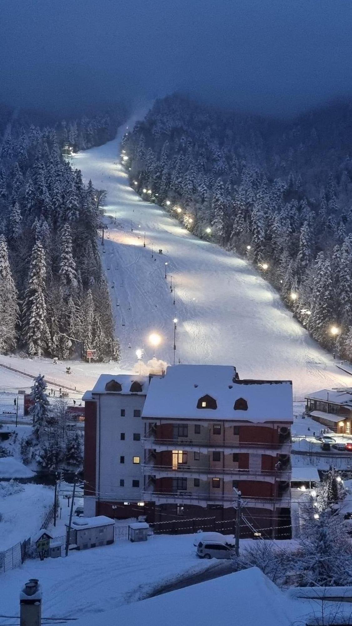 Azuga Ski & Bike Resort Екстер'єр фото
